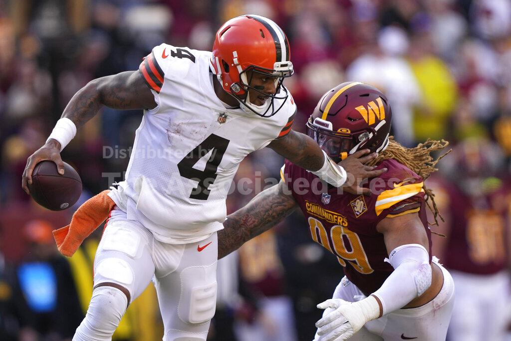 Wentz throws 3 INTs, Commanders blown out 24-10 by Browns