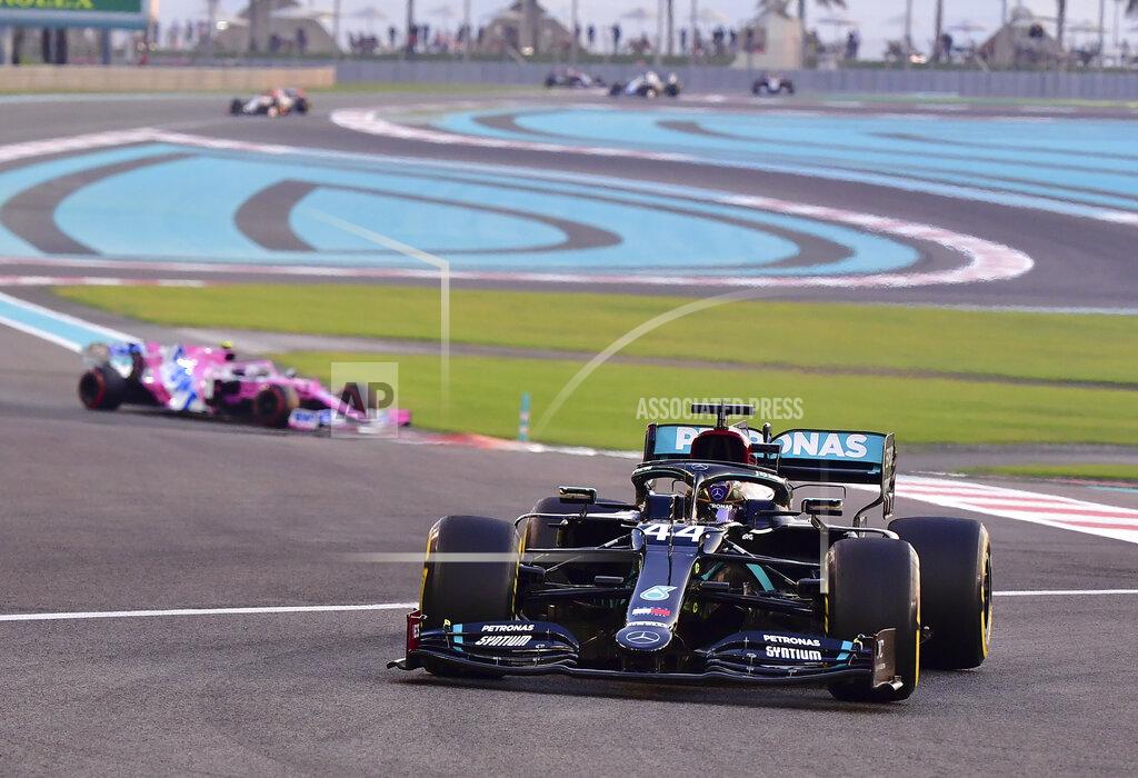 Giuseppe Cacace Mercedes driver Lewis Hamilton of Britain in action during the Formula One Abu Dhabi Grand Prix in Abu Dhabi, United Arab Emirates, Sunday, Dec. 13, 2020. (Giuseppe Cacace, Pool via AP)