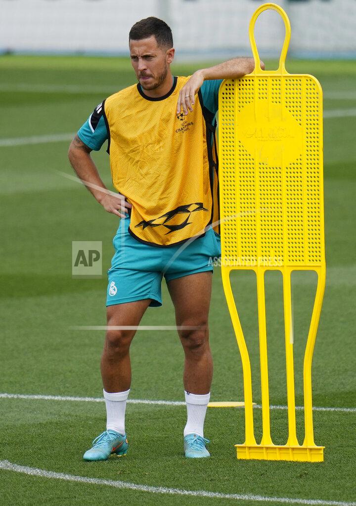 Manu Fernandez Real Madrid's Eden Hazard takes part in a Media Opening day training session in Madrid, Spain, Tuesday, May 24, 2022. Real Madrid will play Liverpool in Saturday's Champions League soccer final in Paris. (AP Photo/Manu Fernandez)