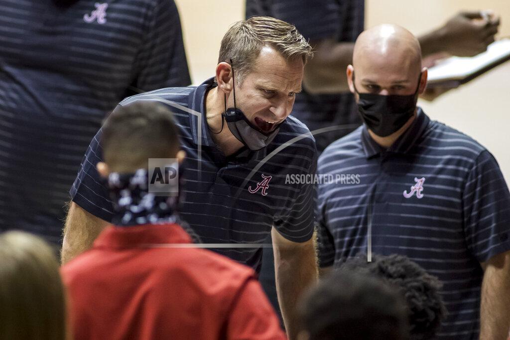 Vasha Hunt Alabama head coach Nate Oats tries to rally his players during the second half of an NCAA college basketball game against Western Kentucky, Saturday, Dec. 19, 2020, in Tuscaloosa, Ala. (AP Photo/Vasha Hunt)