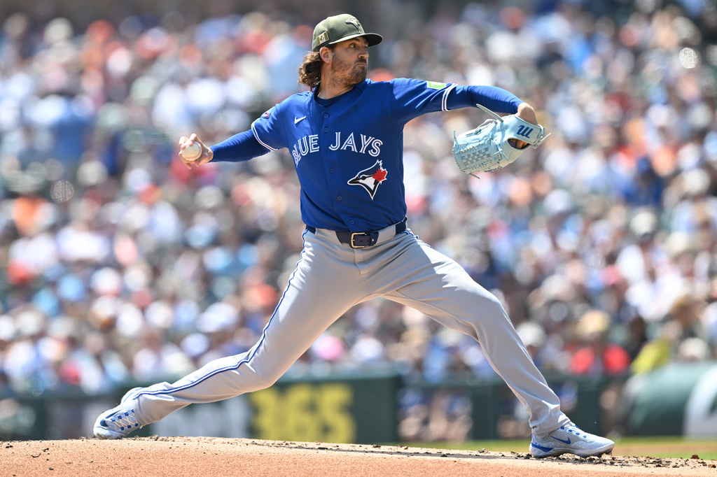 Toronto Blue Jays pitcher Kevin Gausman throws against the Detroit Tigers in the first inning of a baseball game, Sunday, May 17, 2026, in Detroit. (AP Photo/Lon Horwedel)