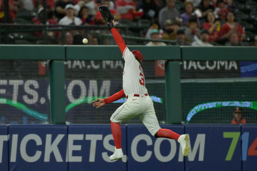 Houston Astros catcher Yainer Diaz (21) doubles over Los Angeles Angels left fielder Taylor Ward (3) during the first inning of a baseball game Friday, Sept. 26, 2025, in Anaheim, Calif. (AP Photo/Jayne Kamin-Oncea) Houston Astros catcher Yainer Diaz (21) doubles over Los Angeles Angels left fielder Taylor Ward (3) during the first inning of a baseball game Friday, Sept. 26, 2025, in Anaheim, Calif. (AP Photo/Jayne Kamin-Oncea)