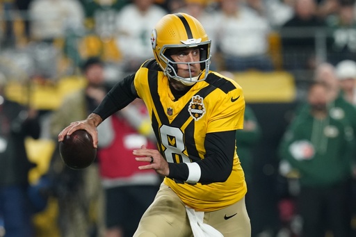 Pittsburgh Steelers' Aaron Rodgers scrambles during the first half of an NFL football game against the Green Bay Packers Sunday, Oct. 26, 2025, in Pittsburgh. (AP Photo/Matt Freed) Pittsburgh Steelers' Aaron Rodgers scrambles during the first half of an NFL football game against the Green Bay Packers Sunday, Oct. 26, 2025, in Pittsburgh. (AP Photo/Matt Freed)