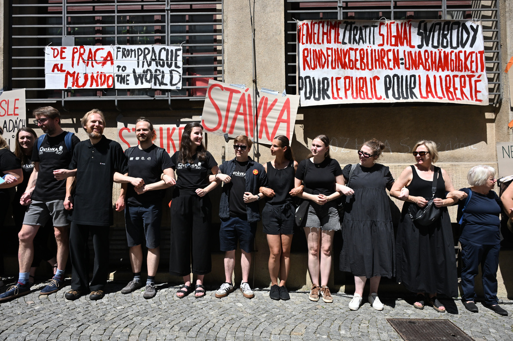 A one-day warning strike by employees of Czech Television (CT) and Czech Radio (CRo) over planned changes to the funding of public media, in Prague, Czech Republic, Monday, June 22, 2026. (Katerina Sulova/CTK via AP)