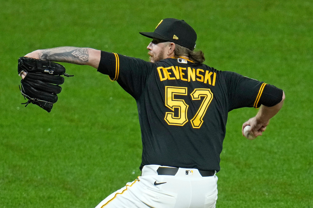 Pittsburgh Pirates pitcher Chris Devenski delivers during the seventh inning of a baseball game against the St. Louis Cardinals in Pittsburgh, Wednesday, April 29, 2026. (AP Photo/Gene J. Puskar)
