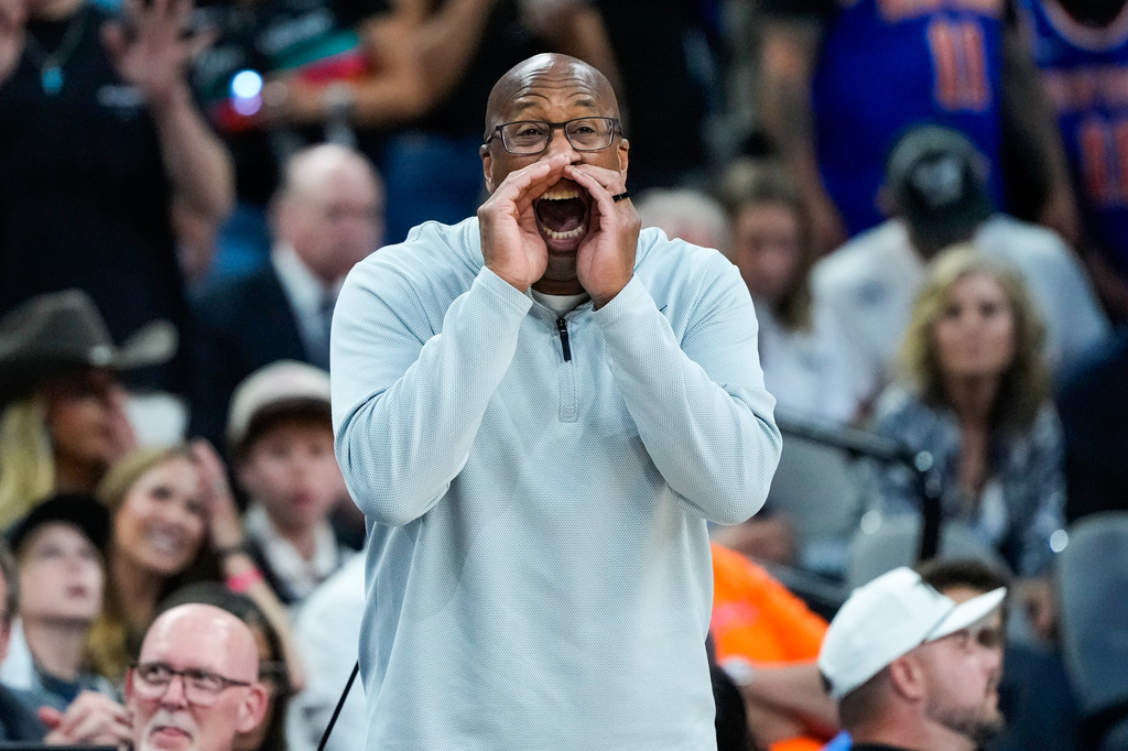 New York Knicks head coach Mike Brown yells during the first half of Game 5 of the NBA Finals basketball series against the San Antonio Spurs, Saturday, June 13, 2026, in San Antonio. (AP Photo/Ross D. Franklin)