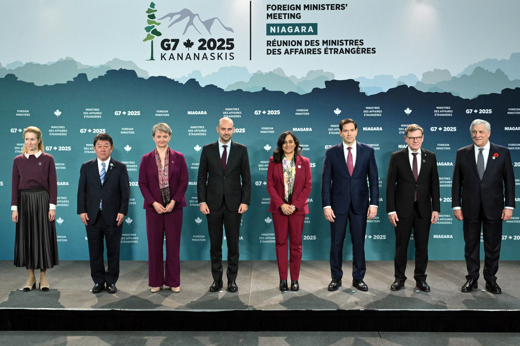 Foreign Ministers, from left, European Union's Kaja Kallas, Japan's Toshimitsu Motegi, Britain's Yvette Cooper, France's Jean-Noel Barrot, Canada's Anita Anand, U.S. Secretary of State Marco Rubio, Germany's Johann Wadephul and Italy's Antonio Tajani pose for the family photo during the G7 Foreign Ministers' meeting at the White Oaks Resort in Niagara-on-the-Lake, Ontario, Canada, Tuesday, Nov. 11, 2025. (Mandel Ngan/Pool Photo via AP)