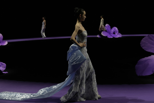 A model presents a creation from Lafaveur by Sharon Guan during the SS2026 China Fashion Week, in Beijing, China, Friday, Sept. 12, 2025. (AP Photo/Mahesh Kumar A.) A model presents a creation from Lafaveur by Sharon Guan during the SS2026 China Fashion Week, in Beijing, China, Friday, Sept. 12, 2025. (AP Photo/Mahesh Kumar A.)