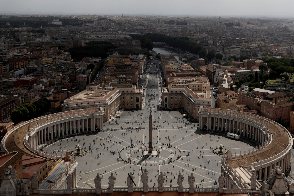 A view of Gian Lorenzo Bernini's 17th-century colonnade in St. Peter's Square in Vatican City, on Sunday, Feb. 15, 2026, which was built with travertine from Tivoli, Italy, 35 kilometers east of Rome. (AP Photo/Gregorio Borgia)