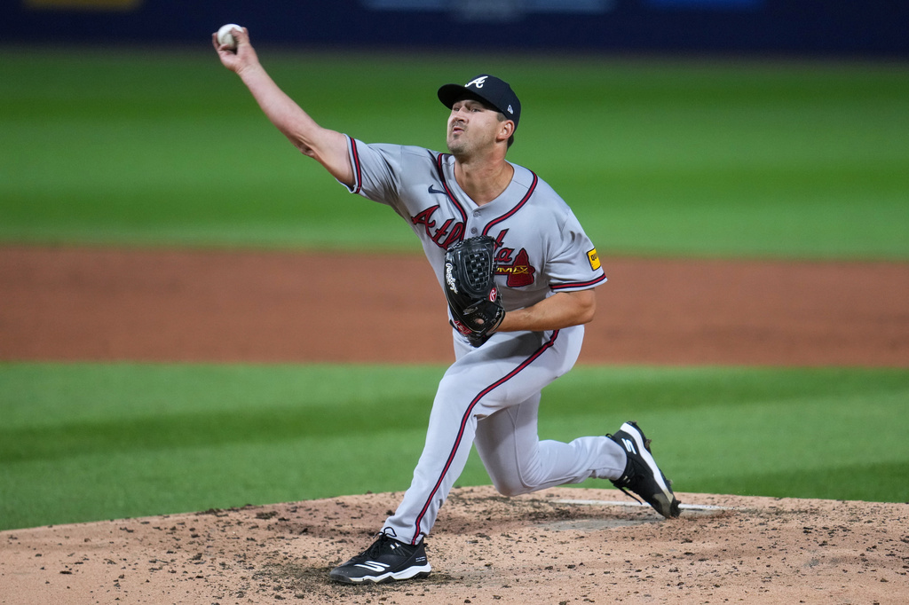 Atlanta Braves' pitcher Tyler Mahle delivers during the third inning of the Little League Classic baseball game against the Milwaukee Brewers in Williamsport, Pa., Sunday, Aug. 23, 2026. (AP Photo/Gene J. Puskar)