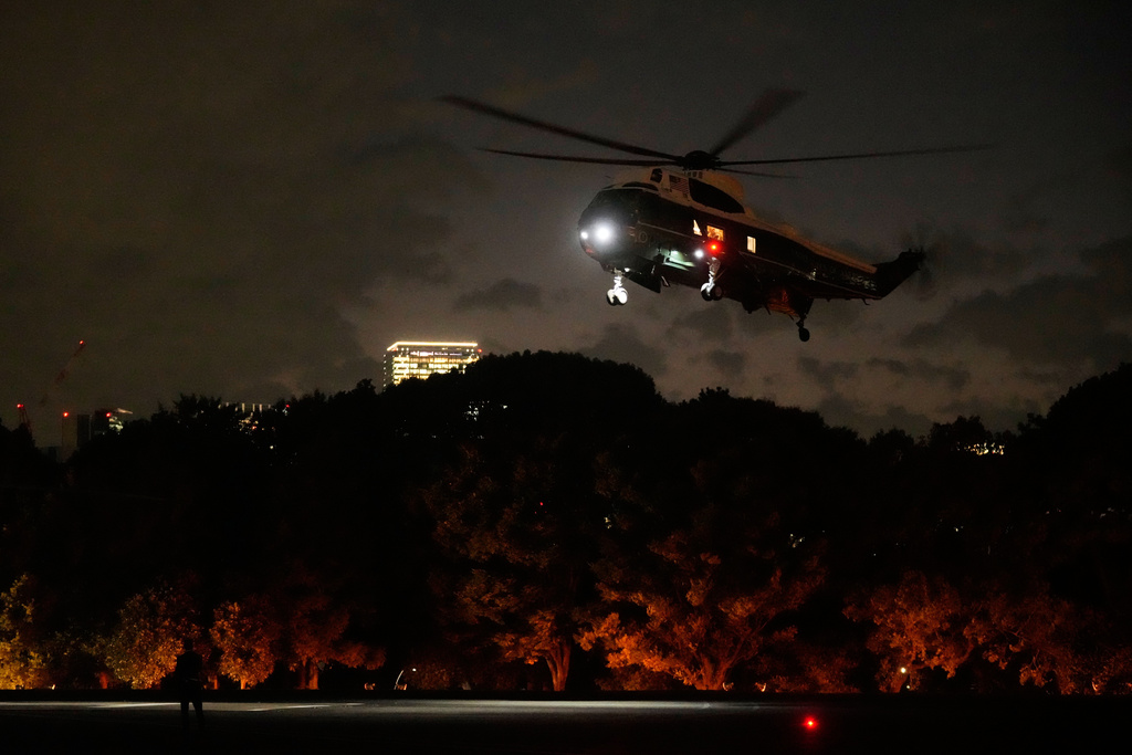 Marine One with President Donald Trump aboard prepares to land at Hardy Barracks, also known as Akasaka Press Center, in Tokyo, Japan, Monday, Oct. 27, 2025. (AP Photo/Mark Schiefelbein)