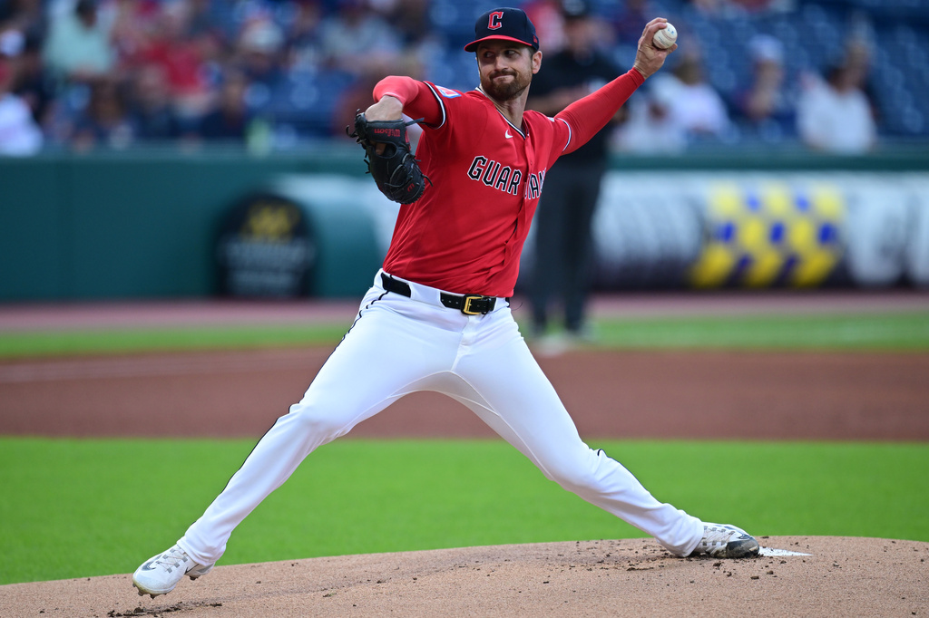 Cleveland Guardians starting pitcher Foster Griffin delivers during the first inning of a baseball game against the San Francisco Giants, Tuesday, Aug. 18, 2026, in Cleveland. (AP Photo/David Dermer)