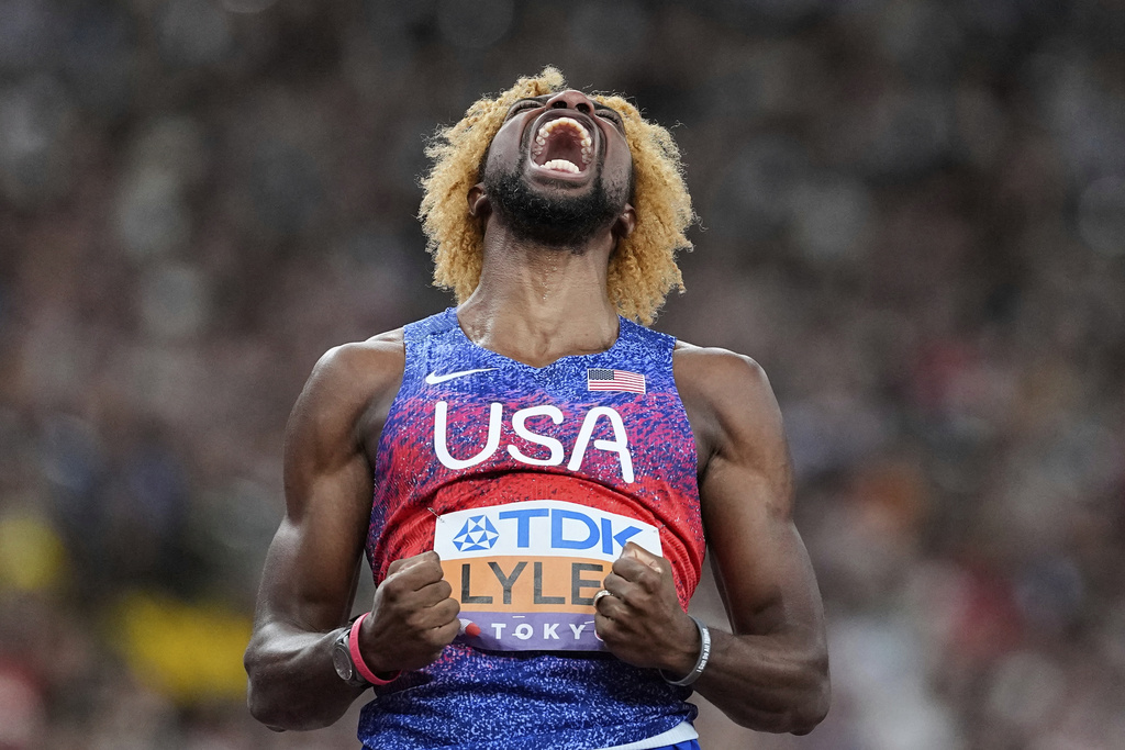 United States' Noah Lyles reacts ahead of the men's 200 meters final at the World Athletics Championships in Tokyo, Friday, Sept. 19, 2025. (AP Photo/Ashley Landis)