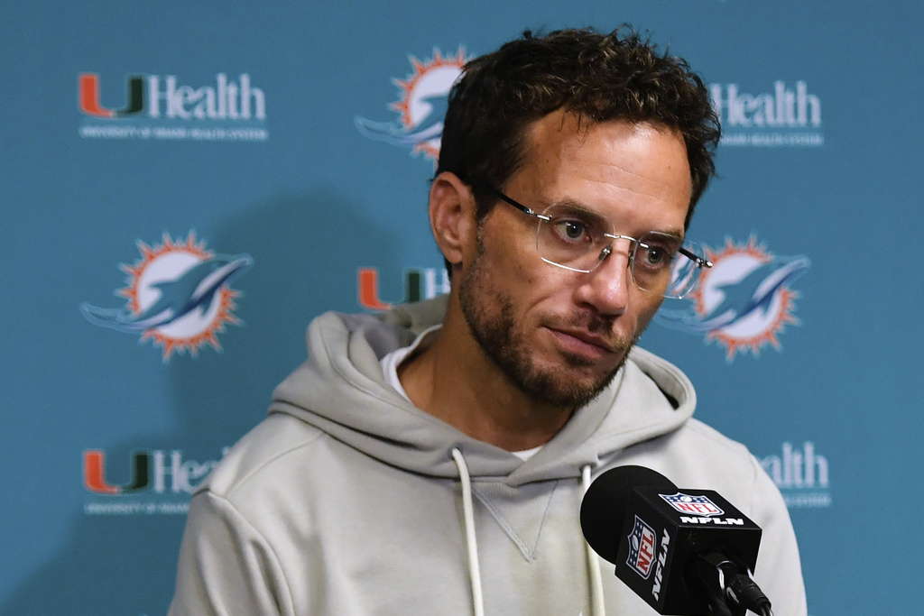Miami Dolphins head coach Mike McDaniel speaks to reporters after an NFL football game against the Buffalo Bills, Thursday, Sept. 18, 2025, in Orchard Park, N.Y. (AP Photo/Adrian Kraus)