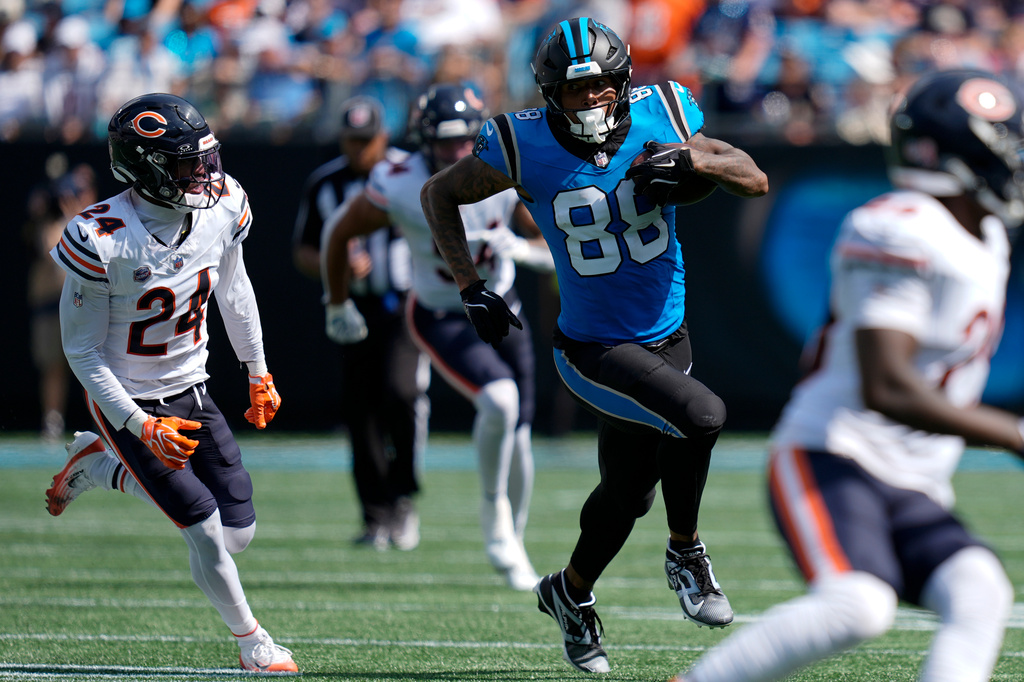 Carolina Panthers tight end Darren Waller (88) runs during the second half of an NFL football game, Sunday, Sept. 13, 2026, in Charlotte, N.C. (AP Photo/Erik Verduzco)