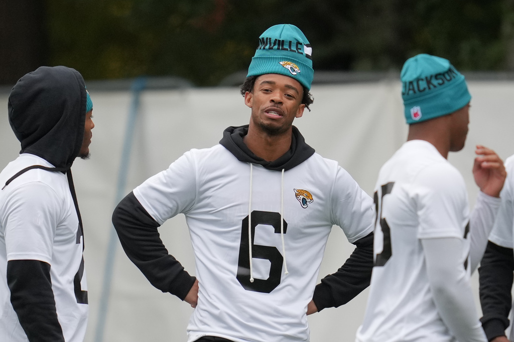 Jacksonville Jaguars Greg Newsome lI (6) pauses during an NFL football practice at The Grove in Watford, England, Wednesday, Oct. 15, 2025. (AP Photo/Kin Cheung)