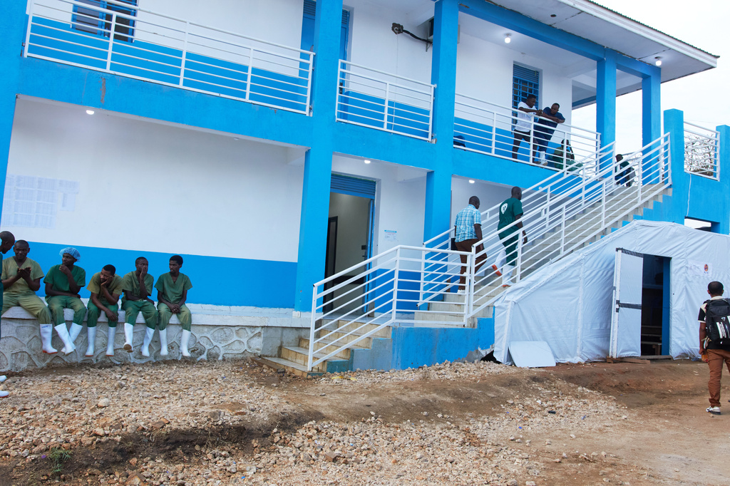A view of health workers at the Evangelical Medical Center Bunia, eastern Congo, Friday, July 3, 2026, where Ebola clinical trials are scheduled to place, (AP Photo/Dirole Lotsima Dieudonne)