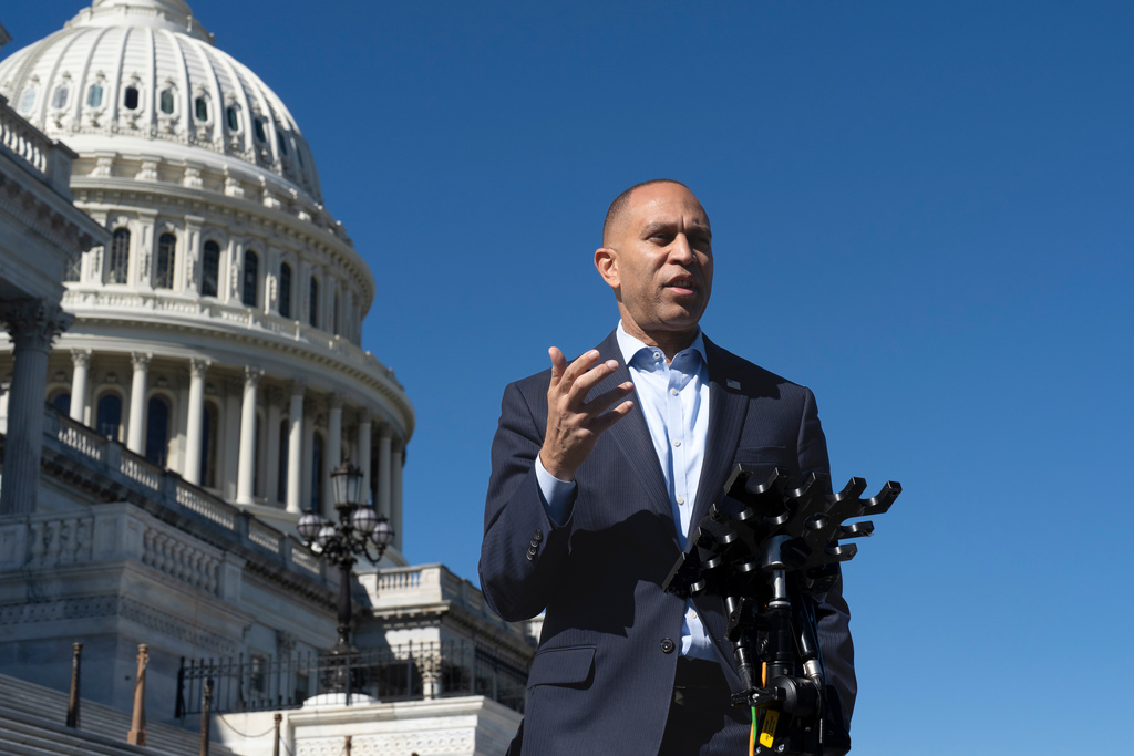 House Minority Leader Hakeem Jeffries, D-N.Y., speaks to reporters on the House steps on day 16 of the government shutdown, at the Capitol in Washington, Thursday, Oct. 16, 2025. (AP Photo/J. Scott Applewhite)