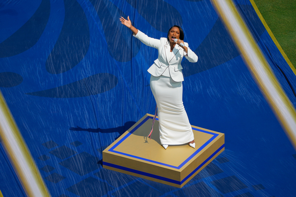 Jennifer Hudson sings the national anthem of the United States prior to the World Cup final soccer match between Spain and Argentina in East Rutherford, N.J., near New York, Sunday, July 19, 2026. (AP Photo/Yuki Iwamura)