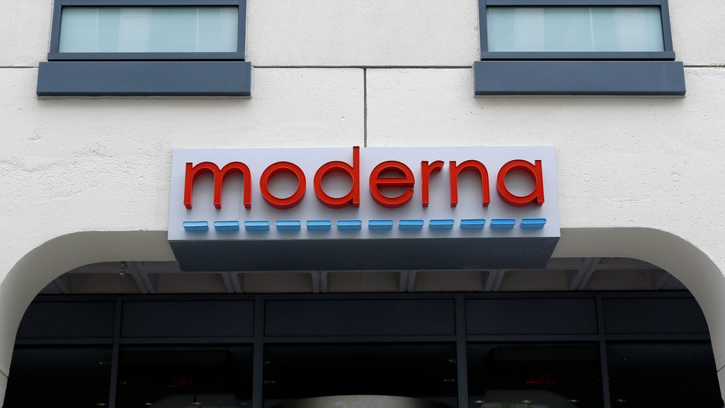 FILE - A sign marks an entrance to a Moderna building in Cambridge, Mass., May 18, 2020. (AP Photo/Bill Sikes, File)prnto