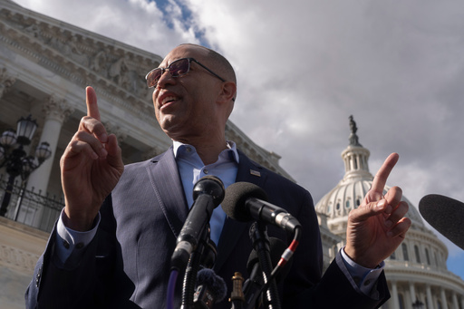 House minority leader Hakeem Jeffries, D-N.Y., speaks to reporters on the Capitol Hill, Thursday, Oct. 2, 2025, in Washington. (AP Photo/Manuel Balce Ceneta) House minority leader Hakeem Jeffries, D-N.Y., speaks to reporters on the Capitol Hill, Thursday, Oct. 2, 2025, in Washington. (AP Photo/Manuel Balce Ceneta)