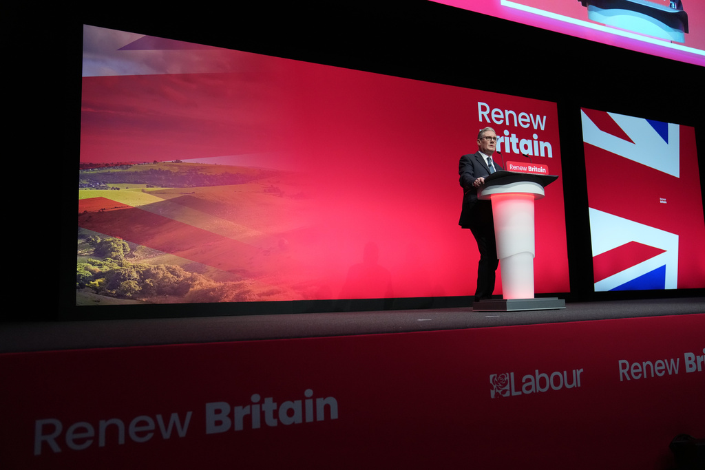 Britain's Prime Minister Keir Starmer gestures as he gives his keynote speech at the annual Labour Party conference in Liverpool, England, Tuesday, Sept. 30, 2025. (AP Photo/Jon Super)
