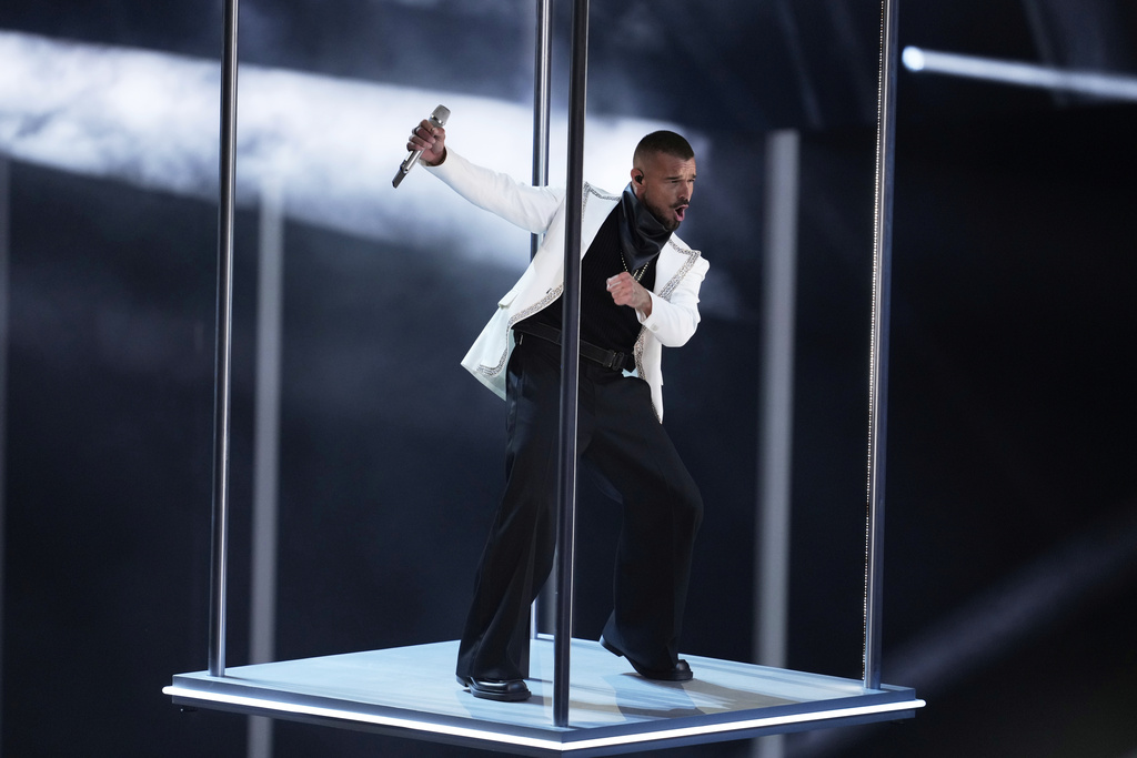 Ricky Martin performs during the MTV Video Music Awards on Sunday, Sept. 7, 2025, at UBS Arena in Elmont, N.Y. (Photo by Charles Sykes/Invision/AP)