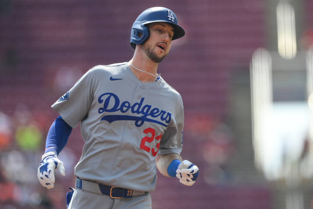Los Angeles Dodgers' Kyle Tucker rounds the bases after a two-run home run during the first inning of a baseball game against the Cincinnati Reds, Thursday, Sept. 17, 2026 in Cincinnati. (AP Photo/Tanner Pearson)