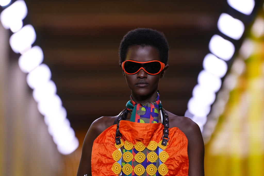 A model wears a creation from the Miu Miu Spring/Summer 2026 collection presented in Paris, Monday, Oct. 6, 2025. (AP Photo/Aurelien Morissard)