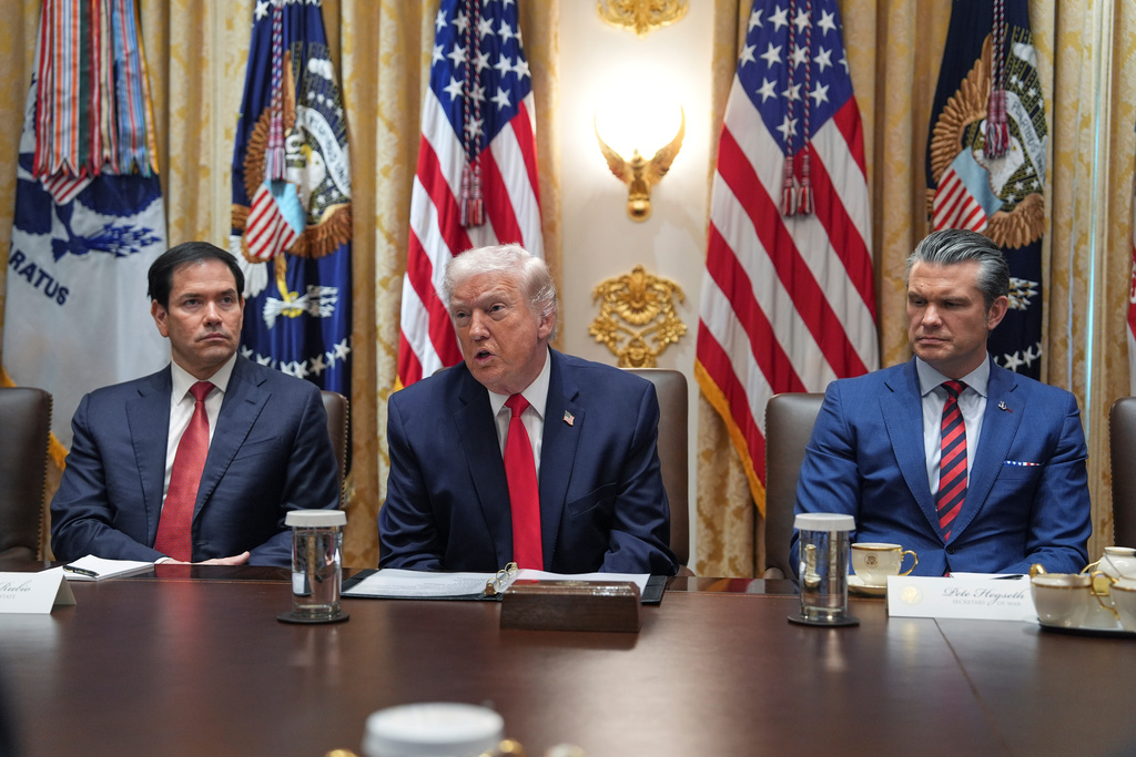 President Donald Trump speaks during a cabinet meeting at the White House, Thursday, Jan. 29, 2026, in Washington. (AP Photo/Evan Vucci)