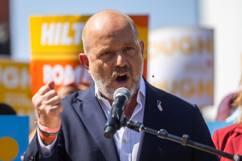 California Republican gubernatorial candidate Steve Hilton speaks during a campaign event on Wednesday, July 22, 2026, in Los Angeles. (AP Photo/Ethan Swope)
