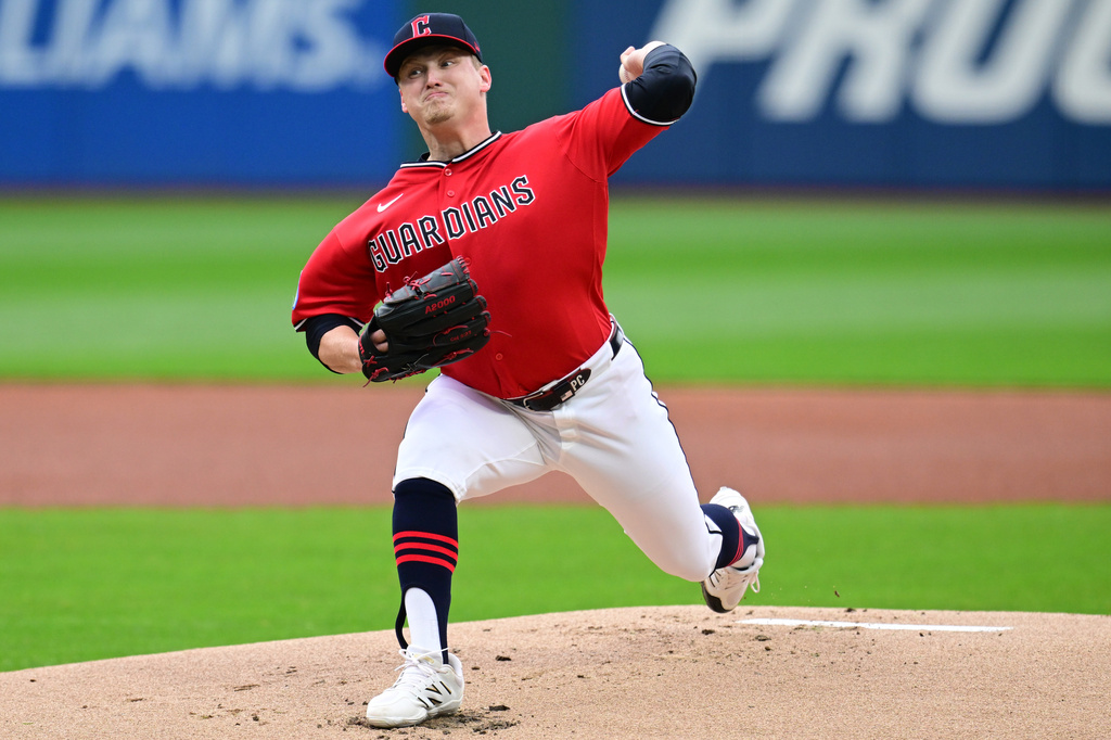 Cleveland Guardians starting pitcher Parker Messick delivers in the first inning in the second baseball game of a doubleheader against the Chicago Cubs, Sunday, April 5, 2026, in Cleveland. (AP Photo/David Dermer)