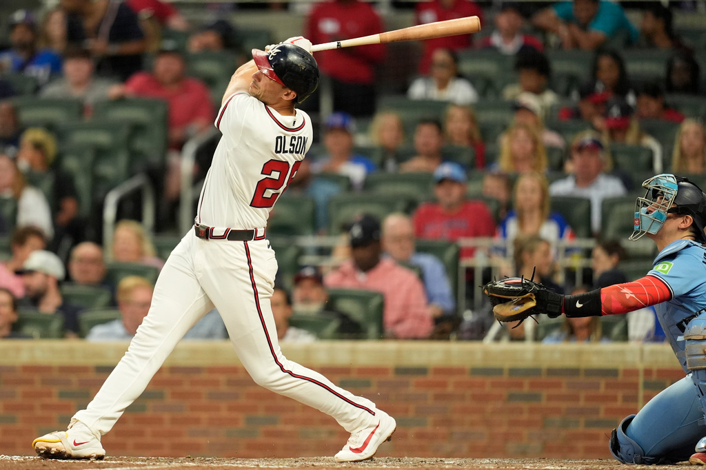 Atlanta Braves' Matt Olson hits a solo homerun against the Toronto Blue Jays in the sixth inning of a baseball game, Tuesday, June 2, 2026, in Atlanta. (AP Photo/Mike Stewart)