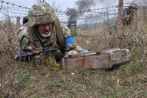 In this photo provided by Ukraine's 65th Mechanized Brigade press service, recruits attend drills at a training ground in the Zaporizhzhia region, Ukraine, Saturday, Oct. 11, 2025. (Andriy Andriyenko/Ukraine's 65th Mechanized Brigade via AP) In this photo provided by Ukraine's 65th Mechanized Brigade press service, recruits attend drills at a training ground in the Zaporizhzhia region, Ukraine, Saturday, Oct. 11, 2025. (Andriy Andriyenko/Ukraine's 65th Mechanized Brigade via AP)