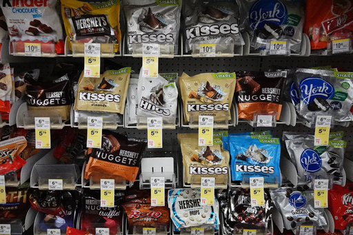 Hershey's chocolate are displayed on shelves at a grocery store in Mount Prospect, Ill., Monday, Oct. 20, 2025. (AP Photo/Nam Y. Huh) Hershey's chocolate are displayed on shelves at a grocery store in Mount Prospect, Ill., Monday, Oct. 20, 2025. (AP Photo/Nam Y. Huh)