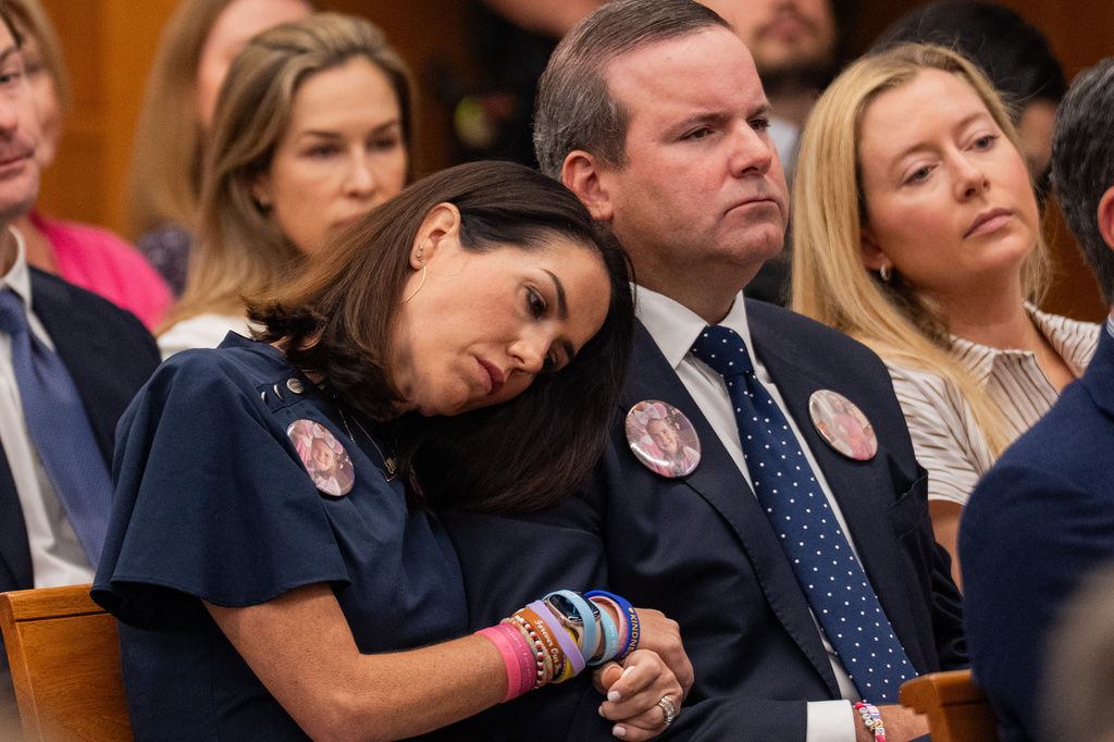 Jennifer and Doug Getten, who lost their 9-year-old daughter Ellen Getten in the July 4th flood, attend a hearing on a suit against Camp Mystic in the 459th State District Court in Austin, Monday, April 13, 2026. (Mikala Compton/Austin American-Statesman via AP)
