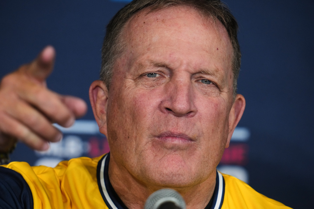 Milwaukee Brewers manager Pat Murphy talks with reporters before the Little League Classic baseball game against the Atlanta Braves in Williamsport, Pa., Sunday, Aug. 23, 2026. (AP Photo/Gene J. Puskar)