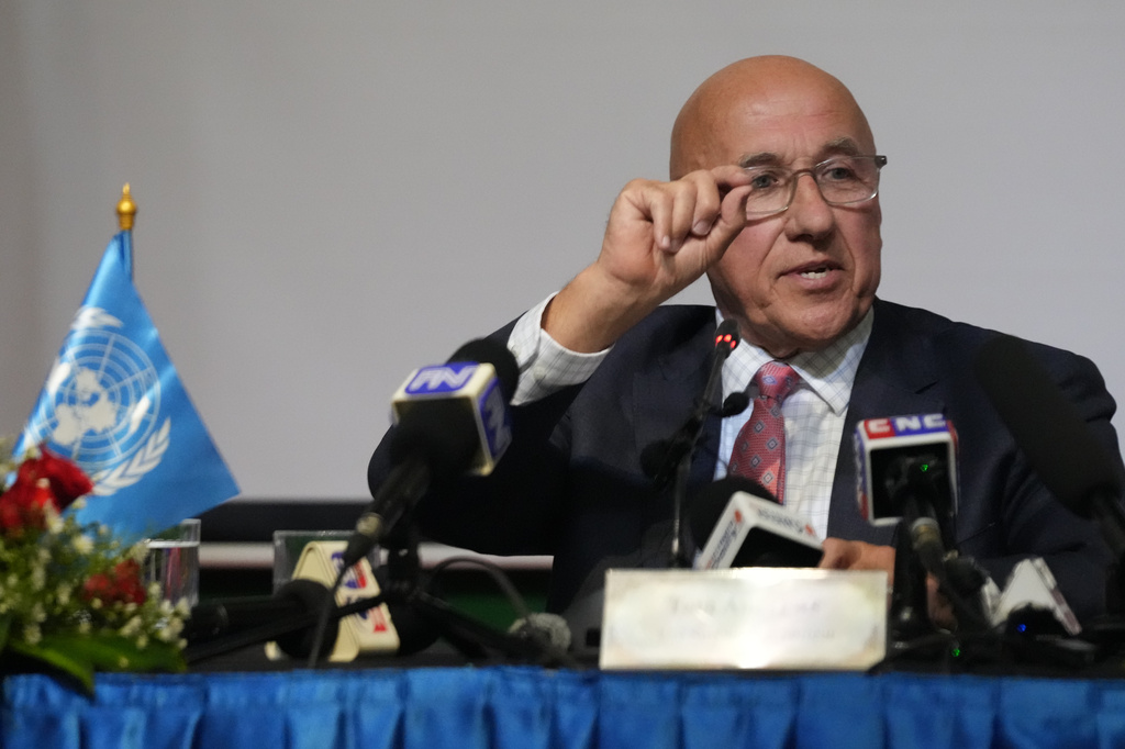 U.N. Special Rapporteur on the situation of human rights Tom Andrews gestures as he answers to the questions during a press conference in Phnom Penh Cambodia, Friday, July 31, 2026. (AP Photo/Heng Sinith)