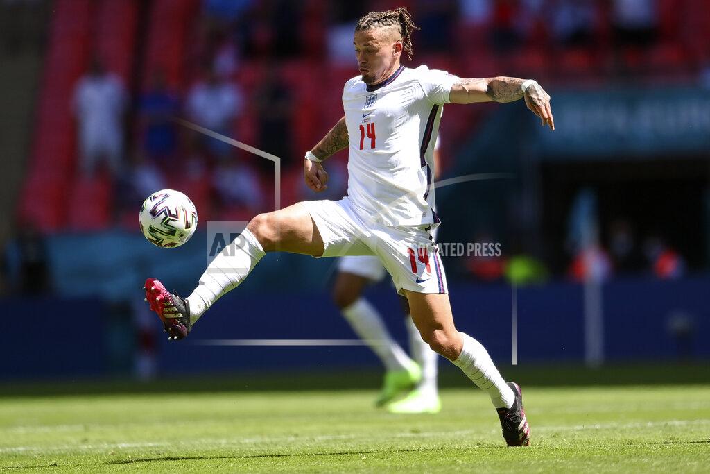 Gareth Southgate gây sốc khi khẳng định không ai ở tuyển Anh thay thế được Kalvin Phillips - Ảnh 1. Gareth Southgate gây sốc khi khẳng định không ai ở tuyển Anh thay thế được Kalvin Phillips - Ảnh 1.