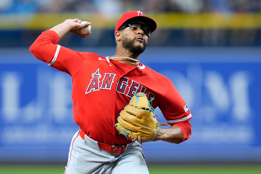 Los Angeles Angels pitcher Walbert Ureña delivers to the Tampa Bay Rays during the first inning of a baseball game Friday, May 29, 2026, in St. Petersburg, Fla. (AP Photo/Chris O'Meara)