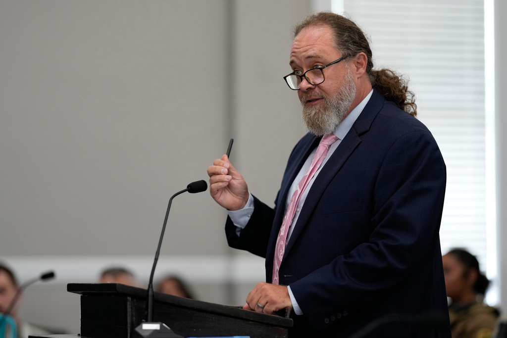 Defense attorney, Bryan Huffman, for Austin Drummond, accused of quadruple murder, speaks in court during a preliminary hearing Thursday, Sept. 4, 2025, in Tiptonville, Tenn. (AP Photo/George Walker IV, Pool)