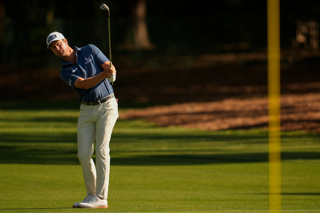 Harris English hits from the second hole during the first round at the RBC Heritage golf tournament, Thursday, April 16, 2026, in Hilton Head Island, S.C. (AP Photo/Mike Stewart)