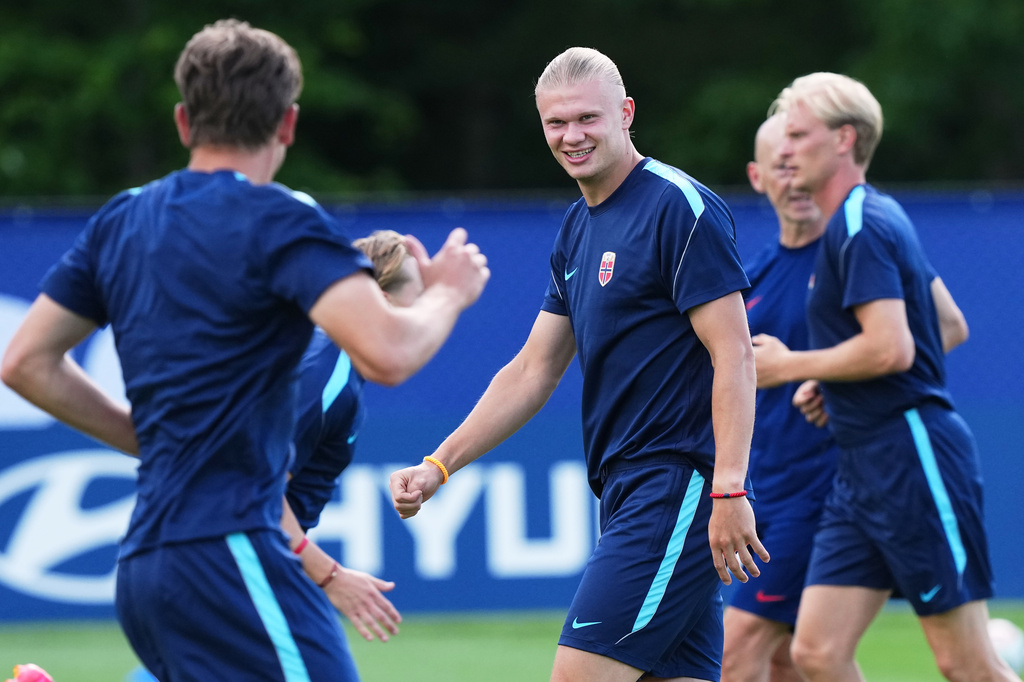 Norway's Erling Haaland smiles during a training session ahead of the World Cup Group I soccer match between Iraq and Norway in Foxborough, Mass., near Boston, Monday, June 15, 2026. (AP Photo/Martin Meissner)