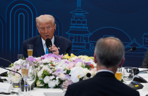 President Donald Trump looks towards Canada Prime Minister Mark Carney as he delivers remarks at a dinner hosted by South Korea President Lee Jae-Myung in Gyeongju, South Korea, Wednesday, Oct 29, 2025. (Adrian Wyld/The Canadian Press via AP) President Donald Trump looks towards Canada Prime Minister Mark Carney as he delivers remarks at a dinner hosted by South Korea President Lee Jae-Myung in Gyeongju, South Korea, Wednesday, Oct 29, 2025. (Adrian Wyld/The Canadian Press via AP)