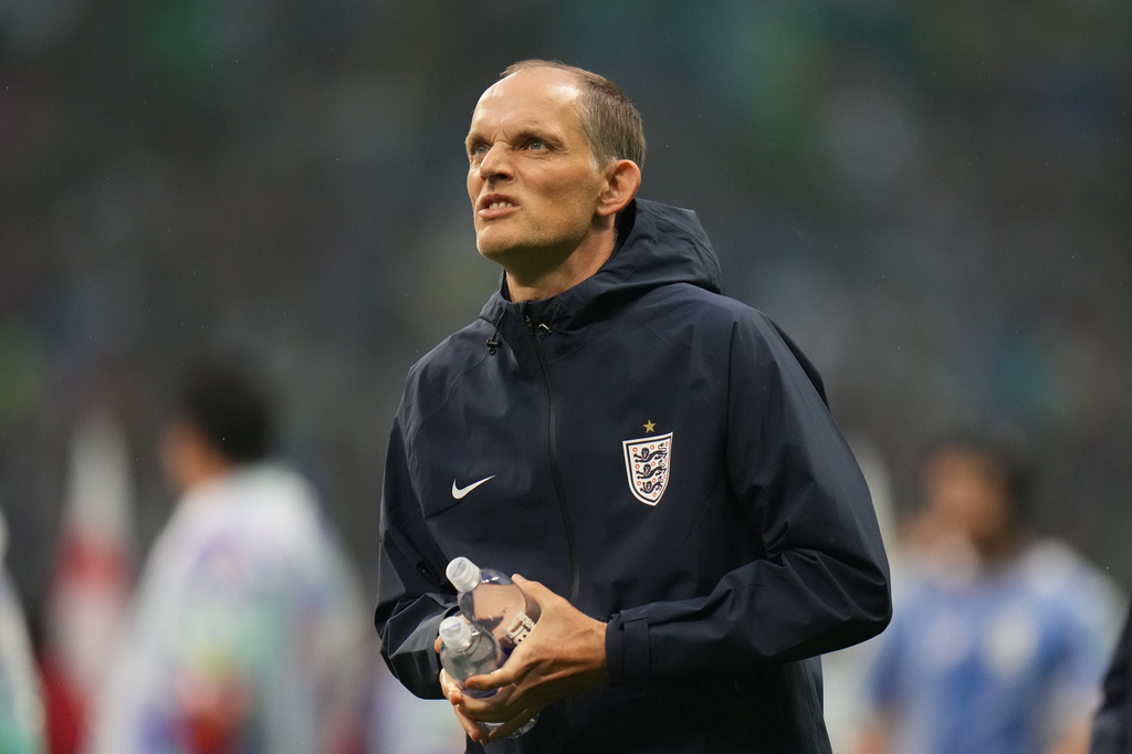 England head coach Thomas Tuchel reacts ahead of the World Cup round of 16 soccer match between Mexico and England in Mexico City, Sunday, July 5, 2026. (AP Photo/Eduardo Verdugo)