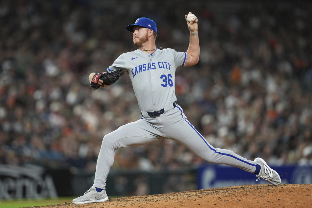 Kansas City Royals pitcher Bailey Falter throws against the Detroit Tigers in the seventh inning during a baseball game Friday, Aug. 22, 2025, in Detroit. (AP Photo/Paul Sancya)