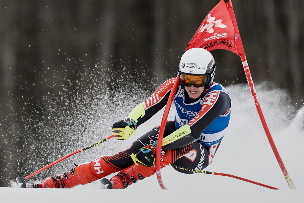 Canada's Erik Read competes in an alpine ski, men's World Cup Giant Slalom, in Hafjell, Norway, March 15, 2025. (AP Photo/Gabriele Facciotti, File)