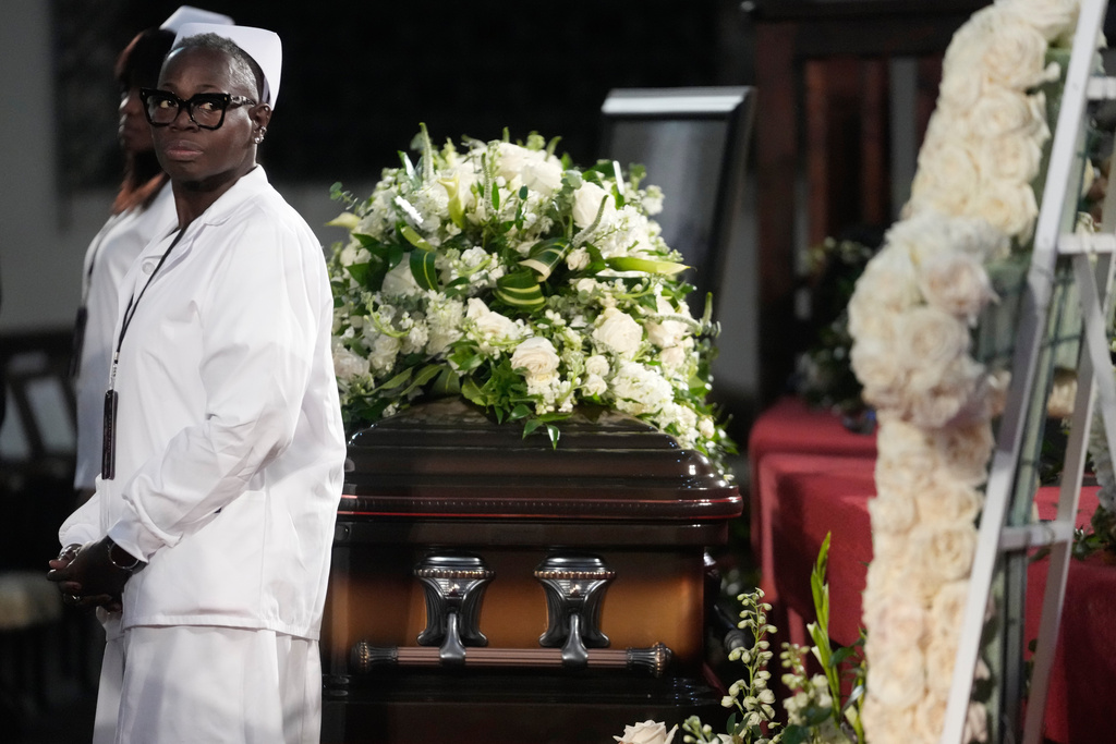Visitors arrive for the last day of the Homegoing Celebration of Life for the Rev. Jesse Jackson, Saturday, March 7, 2026, at Rainbow PUSH Coalition headquarters in Chicago. (AP Photo/Erin Hooley)