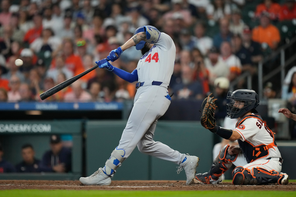 Los Angeles Dodgers' Andy Pages (44) hits a home run during the third inning of a baseball game against the Houston Astros in Houston, Wednesday, May 6, 2026. (AP Photo/Ashley Landis)