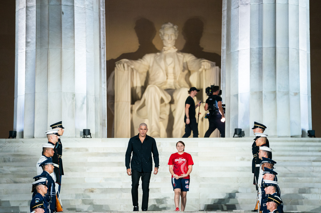 UFC fighter Alex Pereira attends a UFC news conference at the Lincoln Memorial, ahead of Sunday's fight on the South Lawn of the White House, Friday, June 12, 2026, in Washington. (AP Photo/Allison Robbert)